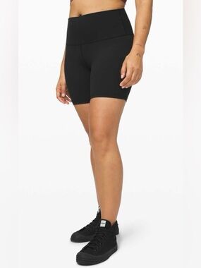 LULULEMON Black Align Short 6”